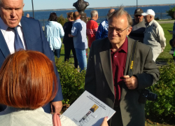 Спикер Камышинской городской думы Владимир Пономарев стал инициатором проекта о том, куда сообщать чиновникам и депутатам, что их подкупают