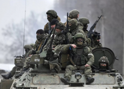 Российские военные в режиме тишины открыли гуманитарные коридоры для гражданского населения Мариуполя и Волновахи