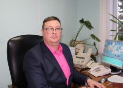 Бывший заместитель главы Камышинского муниципального района Илья Ерофеев в должности директора ООО «Управление ЖКХ г. Камышина» высказался о противогололедном песке