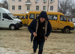 Жители Волгоградской области не готовы из своего кармана оплачивать выходные для чиновников
