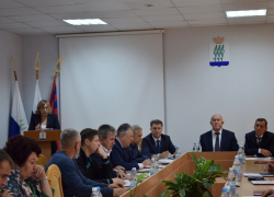 Администрация Камышина явно не рассчитывает на аншлаг на сегодняшних слушаниях по бюджету-2020