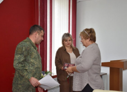 Награды погибших бойцов из Камышинского района приняли их самые близкие люди