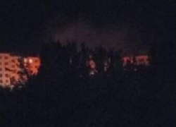 В Камышине жителей 6-го микрорайона перепугала вспыхнувшая ночью иномарка