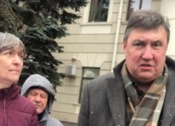 Подписи волгоградцев против QR-кодов пообещали передать в Госдуму, - "Блокнот Волгограда"