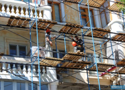 В городе Петров Вал Камышинского района завершили ремонт "дома с колоннами"