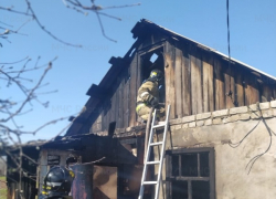 Камышане стали жертвами страшного пожара в дачном доме в районе поселка Соколовка сегодня, 7 апреля, - они мертвы