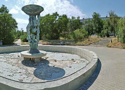 А еще про один, мертвый, фонтан Камышина и мертвый сквер около него все забыли? - камышанин