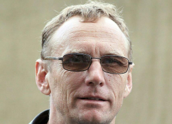 В Камышине исполнителя и музыканта Андрея Малахова похоронили под его песню о родном городе