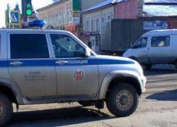 В Камышине полицейские задержали вора, вынесшего из частного дома телевизор