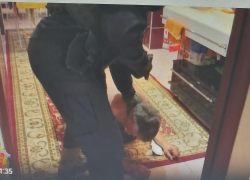 Силовики задержали организаторов КПК «Честь» в Камышине по делу о злоупотреблении полномочиями и 700-х миллионах (ВИДЕО)