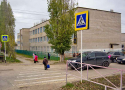 "Все родители переср...сь!": камышане эмоционально высказались по поводу объединения трех школ в одну, но от их мнений вряд ли что-то зависит