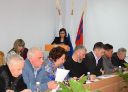 Бюджет Камышина "надувают" пустыми цифрами доходов от программы приватизации