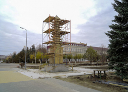 В Камышине уже просматривается новая  стела "Рубеж Сталинградской доблести" на площади Павших борцов