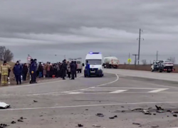 Публикуем видео с места смертельного ДТП школьного автобуса под Волгоградом, - "Блокнот Волгограда" (ВИДЕО)