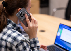 Эксперт рассказал, можно ли взломать телефон через приложение для робота-пылесоса