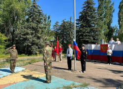 В детский лагерь "Солнечный" под Камышином сегодня, 27 мая, "заехала" оборонно-спортивная смена