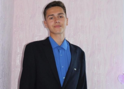 В Волжском пропал 19-летний Михаил Наумов