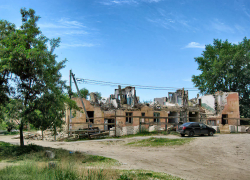 Еще одну трущобу демонтируют на улице Молодежной в Камышине