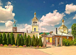 В Камышине колокольня Никольского собора стала на время выставочным залом