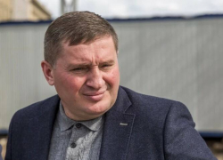 «Губернатор опасается оказаться крайним»: политтехнолог высказался про очередные запреты в Волгограде, - портал V1.RU