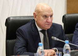 Доктор наук - депутат Облдумы призвал дам бальзаковского возраста не увиливать от "детородных" обязанностей в трудный для страны час