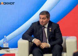 Волгоградский губернатор Андрей Бочаров послезавтра, 16 декабря, впервые проведет "прямую линию"