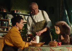 Почему Гена в новом «Чебурашке» ожил садовником: кое-что о политическом "подтексте" нашумевшего фильма