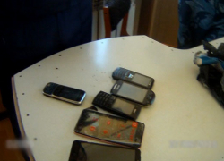 В Камышинскую колонию пытались передать в термосе "на гарнир" мобильники и зарядное устройство