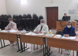 Почему статус новых депутатов-блондинок из Облдумы, и не только их, поставил под сомнение известный политолог