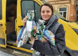 Для младших школьников Камышинского района "приехали" новогодние подарки 