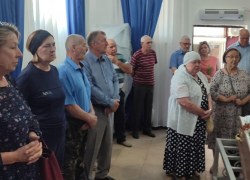 Проводить в последний путь предисполкома Валентина Нестерова собрались директора, ветераны, рядовые горожане и три мэра Камышина