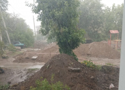 Камышин накрыл еще один ливень с градом