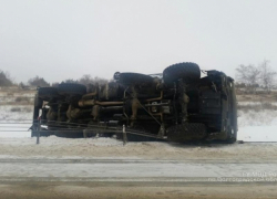 Метель стала причиной двух ДТП с участием большегрузов под Камышином