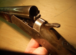 По Камышину разгуливал мужчина с обрезом