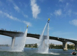 Администрация Камышина вновь выписала "прыгунов" на воде  для шоу на Арбузном фестивале