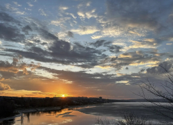 Экстренное погодное предупреждение распространило в Волгоградской области ГУ МЧС