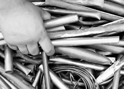 В Камышине из коллектора воровали трубы семь месяцев