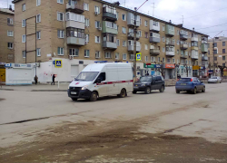 В Центральной городской больнице Камышина врачи не смогли спасти обгоревшего во время пожара 27-летнего парня