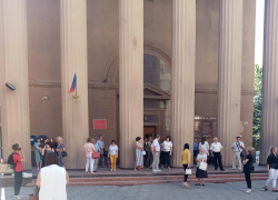 Камышане, отправившиеся 8 августа на заседания в Волгоградский областной суд, попали под эвакуацию (ВИДЕО)