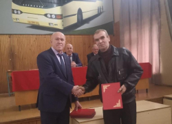Спикер Камышинской городской думы Владимир Пономарев прибыл с представительским визитом в коллективы двух автоколонн