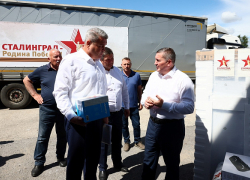 Андрей Бочаров отправил гумконвой и предложил дополнительную поддержку Курской области