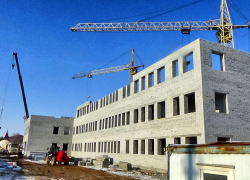 Власти Камышина собрались потратить 50 миллионов на ремонт двух участков дорог - на улицах Советской и Братьев Сорокиных