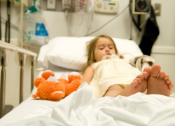 В селе Умет Камышинского района 8-летнего ребенка ударило током