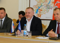 Волгоградские чиновники-миллионеры обсудили предложенные Владимиром Путиным меры по борьбе с бедностью, - "Блокнот  Волгограда"