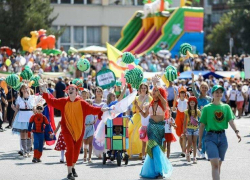 Организаторы Арбузного фестиваля заготовили призы для участников карнавала