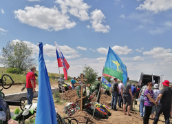 Просьбу камышанки, потерявшей на Украине сына, - об Аллее Славы погибшим за Донбасс - отправили гулять по кабинетам чиновников