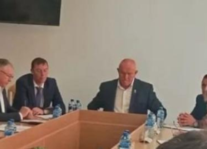 Депутаты Камышинской городской думы сегодня, 30 сентября, поставили новый рекорд по скорости своих заседаний
