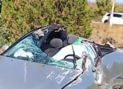 «Срезал полмашины»: в Камышине погибла женщина-водитель в жуткой аварии с трактором у АЗС на улице Волгоградской