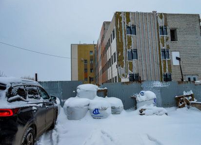 Пресс-служба губернатора впервые в 2026 году сделала заявление о не сданной в срок поликлинике в Камышине