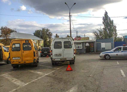  В Камышине администрация Станислава Зинченко обнародовала документ с перечнем автобусных маршрутов, в котором «пропавших» маршрутов так и нет